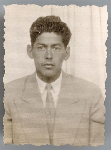 Primera imagen del registro Retrato de Esmildo Ricardo Banda