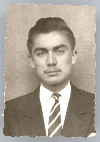 Primera imagen del registro Héctor Loo