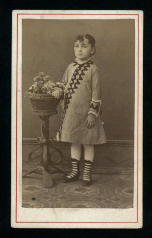 Primera imagen del registro Retrato infantil femenino