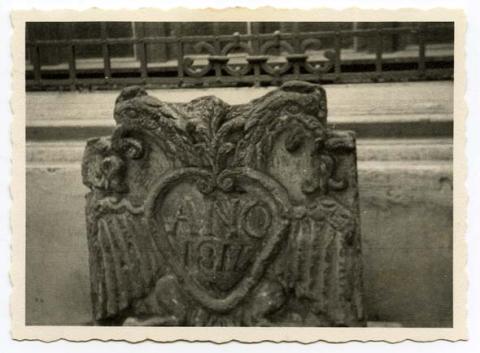 Primera imagen del registro Escudo de piedra de 1811