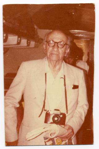 Primera imagen del registro Retrato de QF. Carlos Eugenio Jiles Pizarro