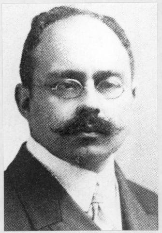 Primera imagen del registro Maximiliano Flores