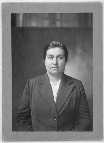 Primera imagen del registro Gabriela Mistral