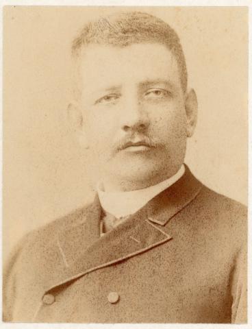 Primera imagen del registro Manuel Antonio Ponce