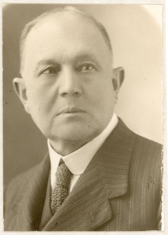 Primera imagen del registro Carlos E. Porter Mosso