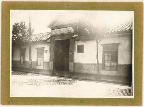 Primera imagen del registro Escuela Normal de Preceptores