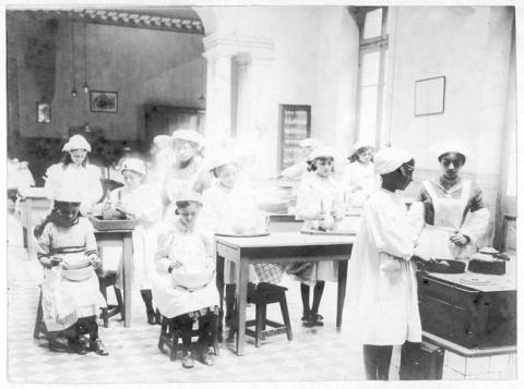 Primera imagen del registro Escuela Superior de Niñas de Santiago Nº13