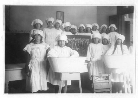 Primera imagen del registro Escuelas Vocacionales de La República
