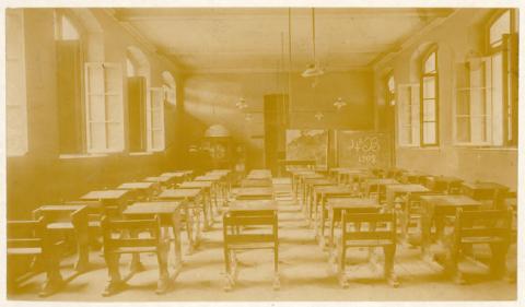 Primera imagen del registro Sala de clases 4ºb