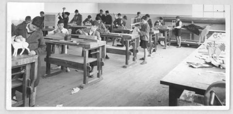 Primera imagen del registro Clases de actividades manuales