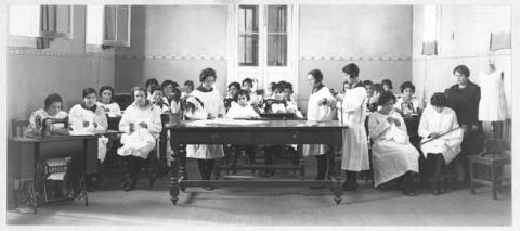 Primera imagen del registro Clase práctica de costura