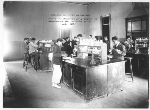 Primera imagen del registro Escuela de Minas de Copiapó
