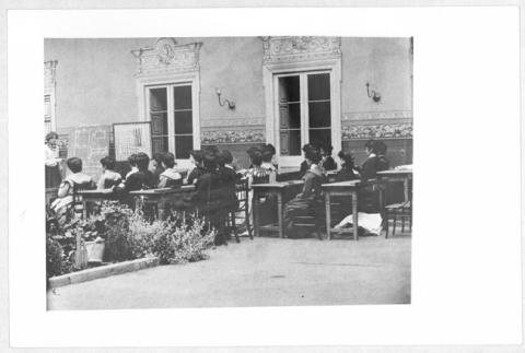 Primera imagen del registro Clase técnico práctica sobre costura y tejido