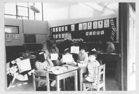 Primera imagen del registro Clases de artes plásticas