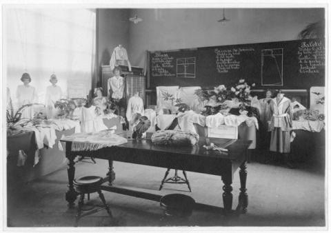 Primera imagen del registro Exposición escolar