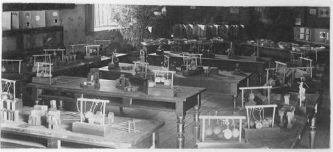 Primera imagen del registro Exposición escolar