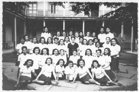 Primera imagen del registro Escuela Normal de Preceptoras de Santiago