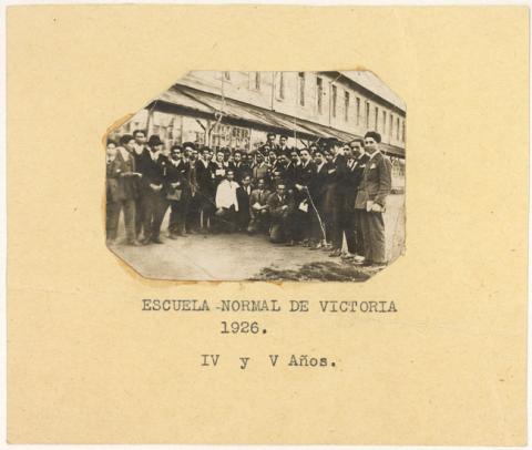 Primera imagen del registro Escuela Normal de Victoria