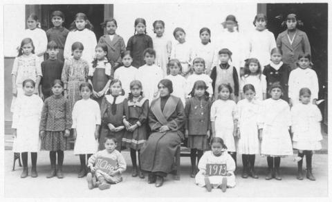 Primera imagen del registro Escuela Superior de Niñas Nº1, Recoleta. 2º año
