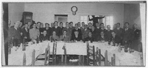 Primera imagen del registro 54 Aniversario del Liceo Valentín Letelier. Almuerzo en Eel Club Aconcagua