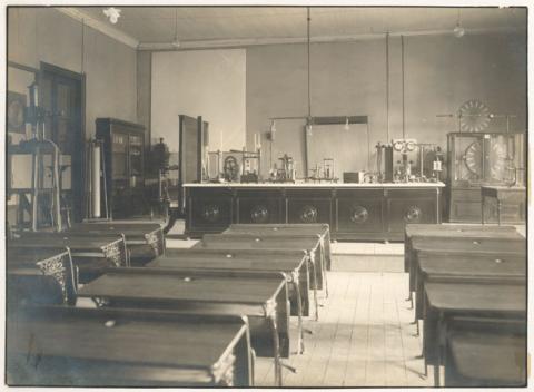 Primera imagen del registro Instituto Nacional