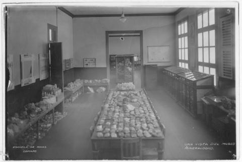 Primera imagen del registro Escuela de Minas de Copiapó