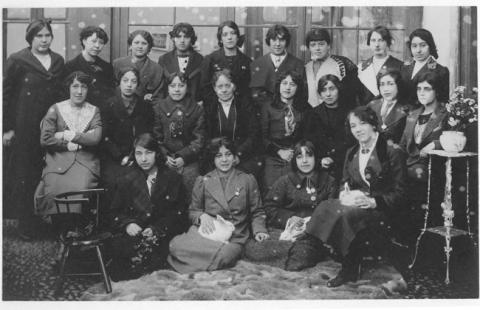 Primera imagen del registro Curso Normal de maestras