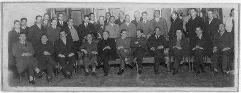 Primera imagen del registro En la unión comercial en honor de Julio Latorre, 13 de Agosto de 1932