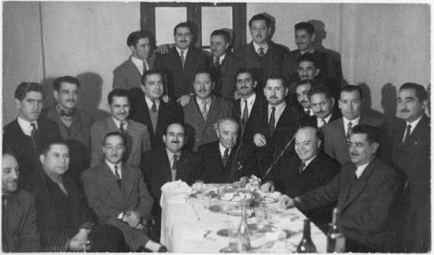Primera imagen del registro Manifestación ofrecida por el sindicato de garzones, 10 de diciembre de 1942. Figura Evaristo Santana