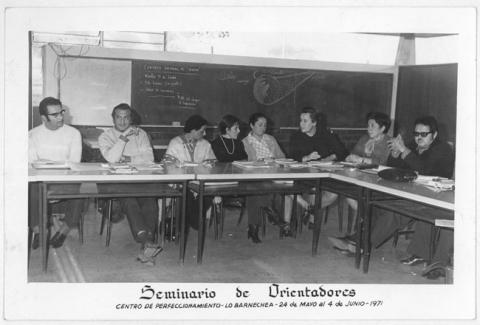 Primera imagen del registro Seminario de Orientadores (Centro de Perfeccionamiento). del 24 de mayo a 4 de junio de 1971