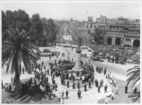 Primera imagen del registro Homenaje póstumo a Gabriela Mistral