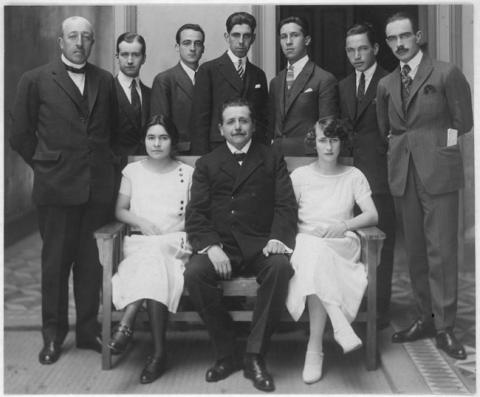 Primera imagen del registro Julio Montebruno