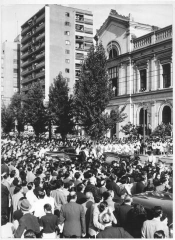 Primera imagen del registro Homenaje póstumo a Gabriela Mistral