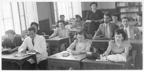 Primera imagen del registro Examen en una sala de clases