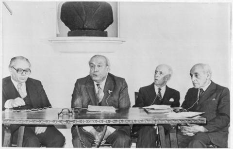 Primera imagen del registro Roberto Munizaga Aguirre, Premio Nacional de Educación 1979
