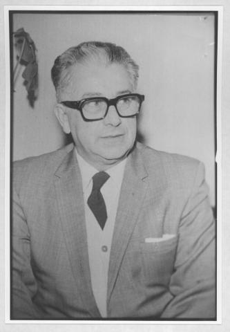 Primera imagen del registro Contralmirante Arturo Troncoso Daroch, Ministro de Educación 1975-1976