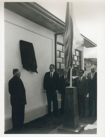 Primera imagen del registro Inauguración primera escuela del Plan Victoria