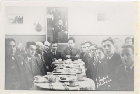 Primera imagen del registro Reunión social