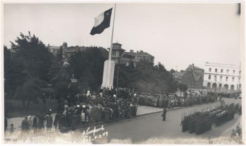 Primera imagen del registro Desfile en la plaza