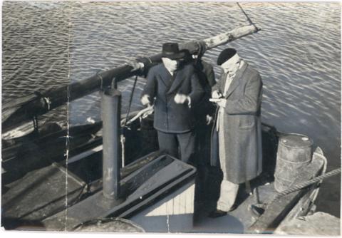 Primera imagen del registro Hombres en el muelle