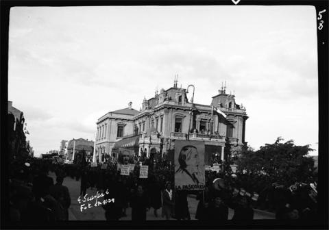 Primera imagen del registro Desfile