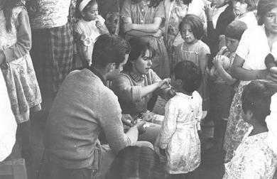 Primera imagen del registro Estudiantes de Enfermería y Medicina atienden a la población en Cañete