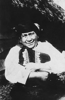Primera imagen del registro Mujer mapuche en Cautín