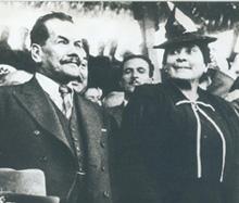 Primera imagen del registro Presidente Pedro Aguirre Cerda y su esposa