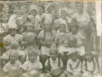 Primera imagen del registro Niñas en fiesta de cumpleaños