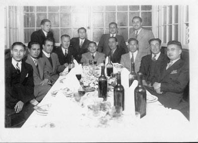 Primera imagen del registro Retrato grupal masculino