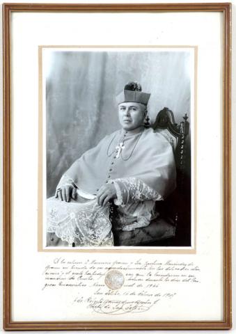Primera imagen del registro Monseñor Roberto Bernardino Berrios Gainza