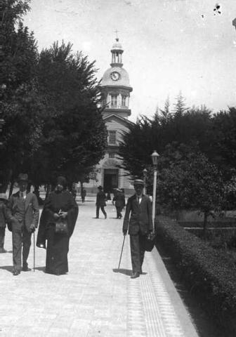 Primera imagen del registro Frontis de Iglesia y Paseo Peatonal