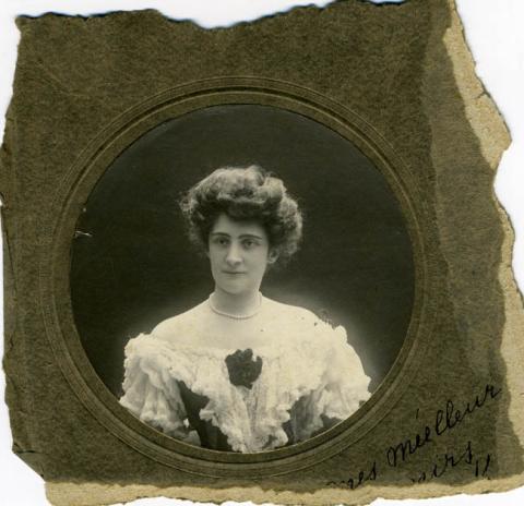 Primera imagen del registro Retrato femenino