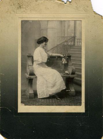Primera imagen del registro Retrato femenino